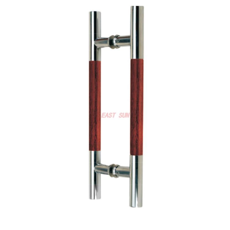 кухонный шкаф и ручки